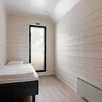 Luxus Helmi 1 - 23 Hloe, Golf *