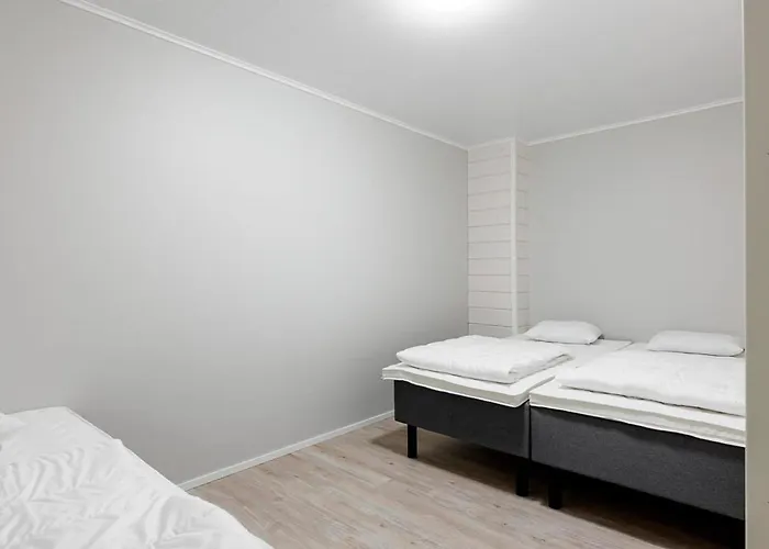 Luxus Helmi 1 - 23 Hloe, Golf